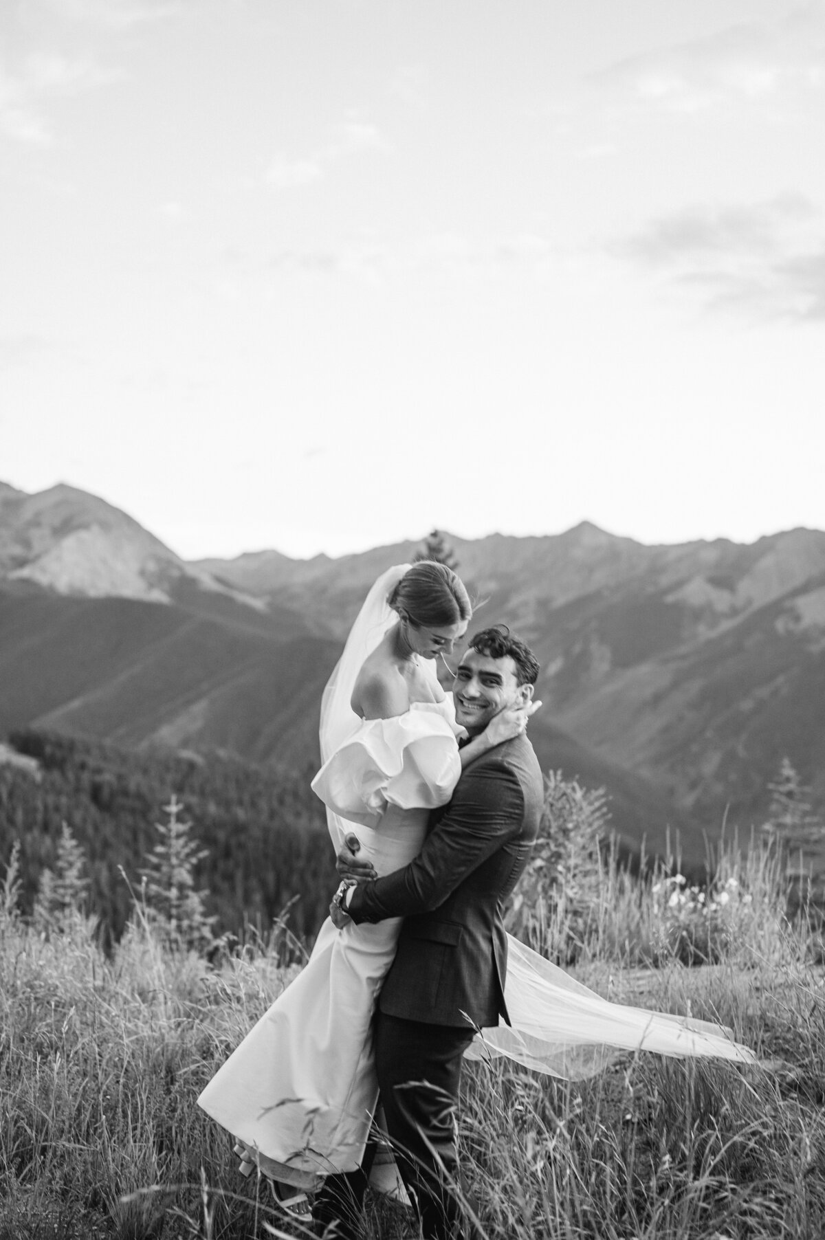 Kaite-Mikhail-Little-Nell-Aspen- Wedding-Photography-By-Jacie-Marguerite-990