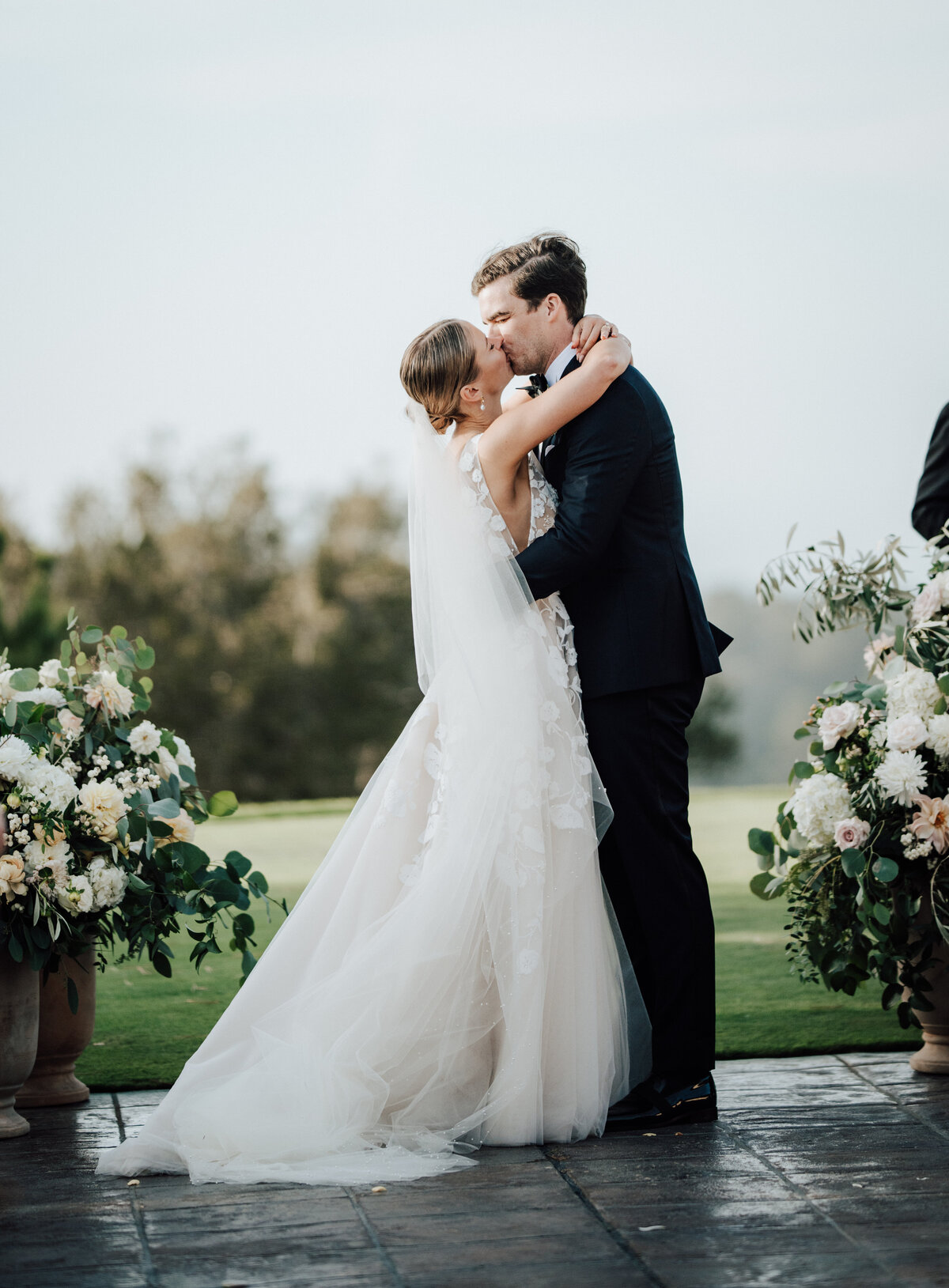 THEDELAURAS_TEHEMAGOLFCOURSE_WEDDING_CARMELBYTHESEA_1448 copy