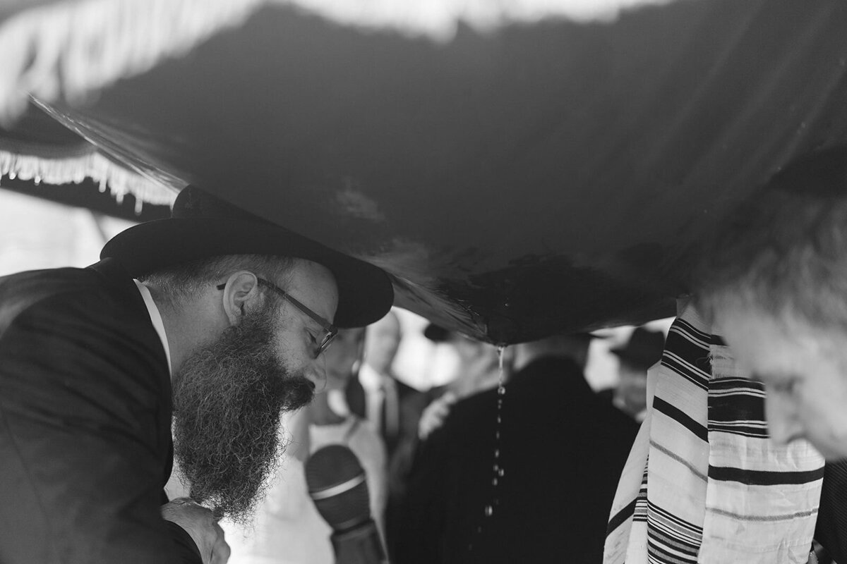 Eliana-Melmed-Photography-Chicago-LosAngeles-Jewish-WeddingPhotographer-CarmiKalman-Chuppah-00211