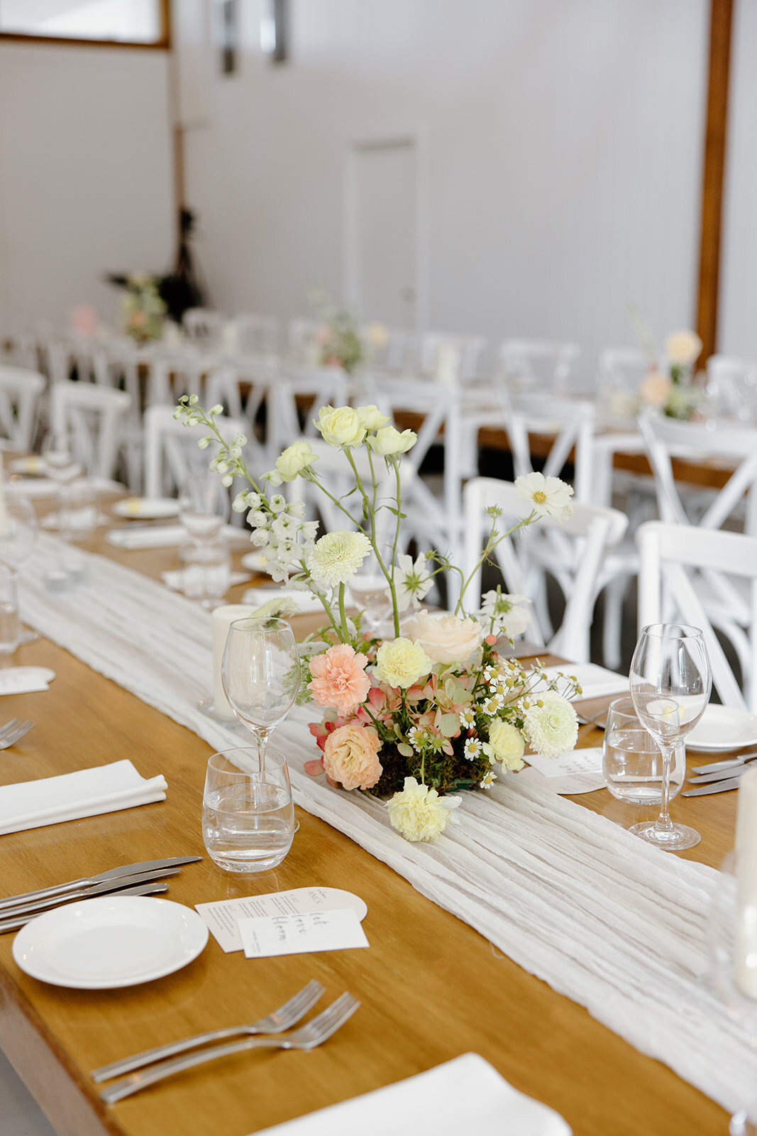 Bee's Blossoms Floral Studio Gold Coast Australia Florist Wedding Event Floral Design Flower Workshops Retail Deliveries Belle Clark Whimsical Romantic Lush Flowers Wedding Bouquets Centerpieces colour-30 3