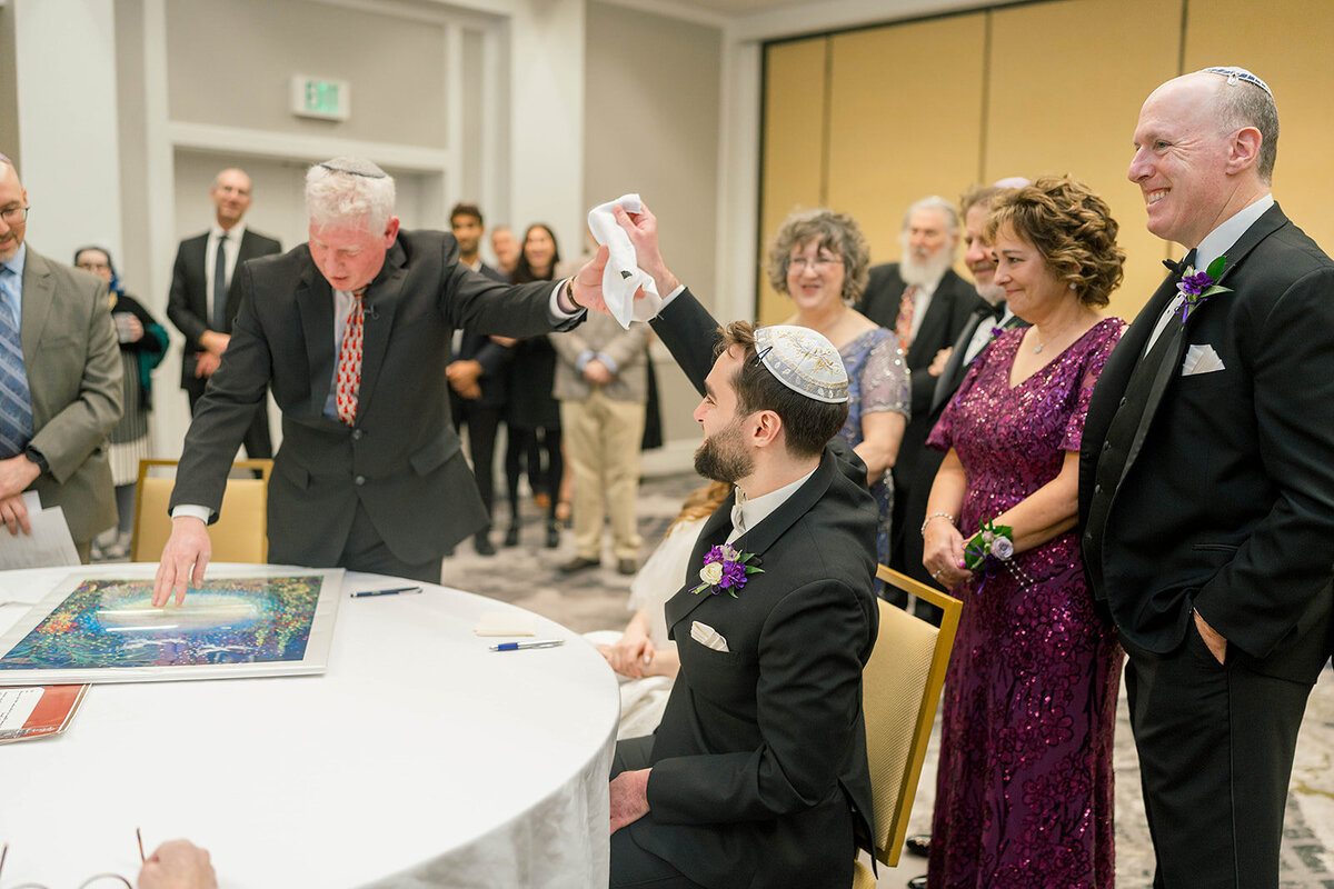 Eliana-Melmed-Photography-Chicago-LosAngeles-Jewish-WeddingPhotography-Ketubah-00114