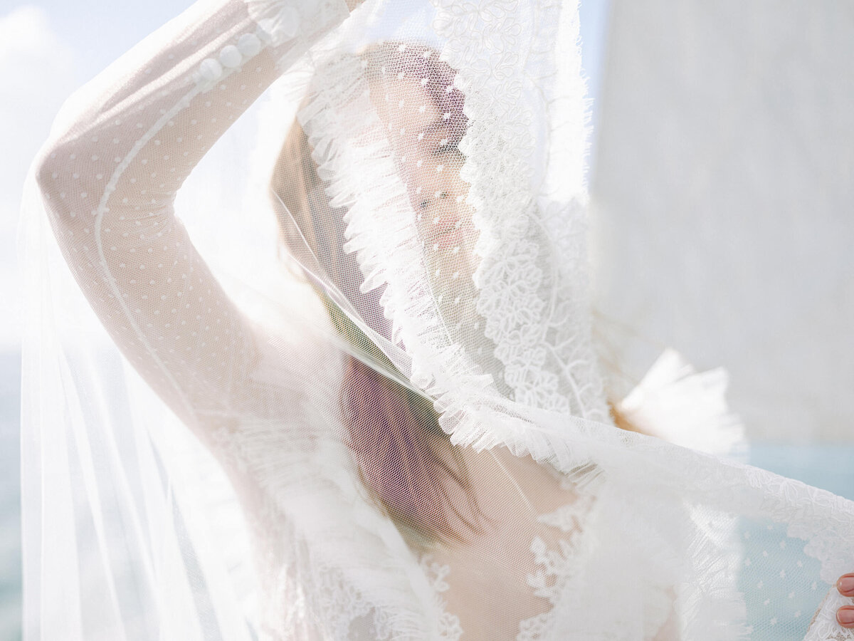 28-KT-Merry-bridal-couture-editorial-viktor-rolf-mariage