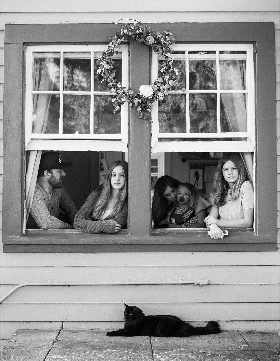 family-window-portrait-pasadena