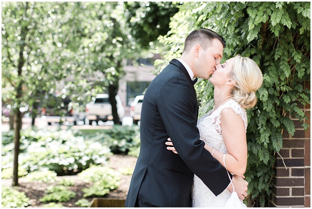 Spring-Scottish-Rite-Cathedral-Neutral-Gold-Ivory-Greenery-Floral-Indianapolis-Wedding-Ivan-Louise-Images-Jessica-Dum-Wedding-Coordination_photo_0007