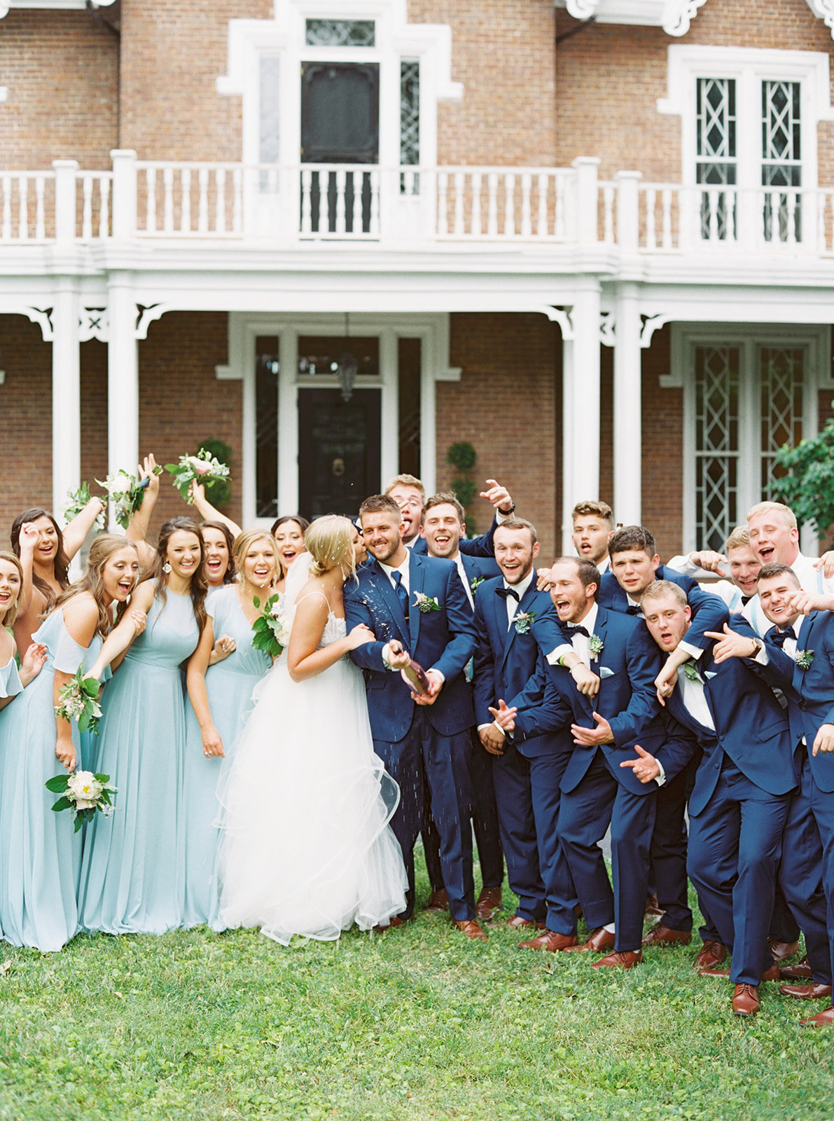 Warrenwood Manor - Kentucky Wedding Venue - Photo by Lyndsey Boyd00030