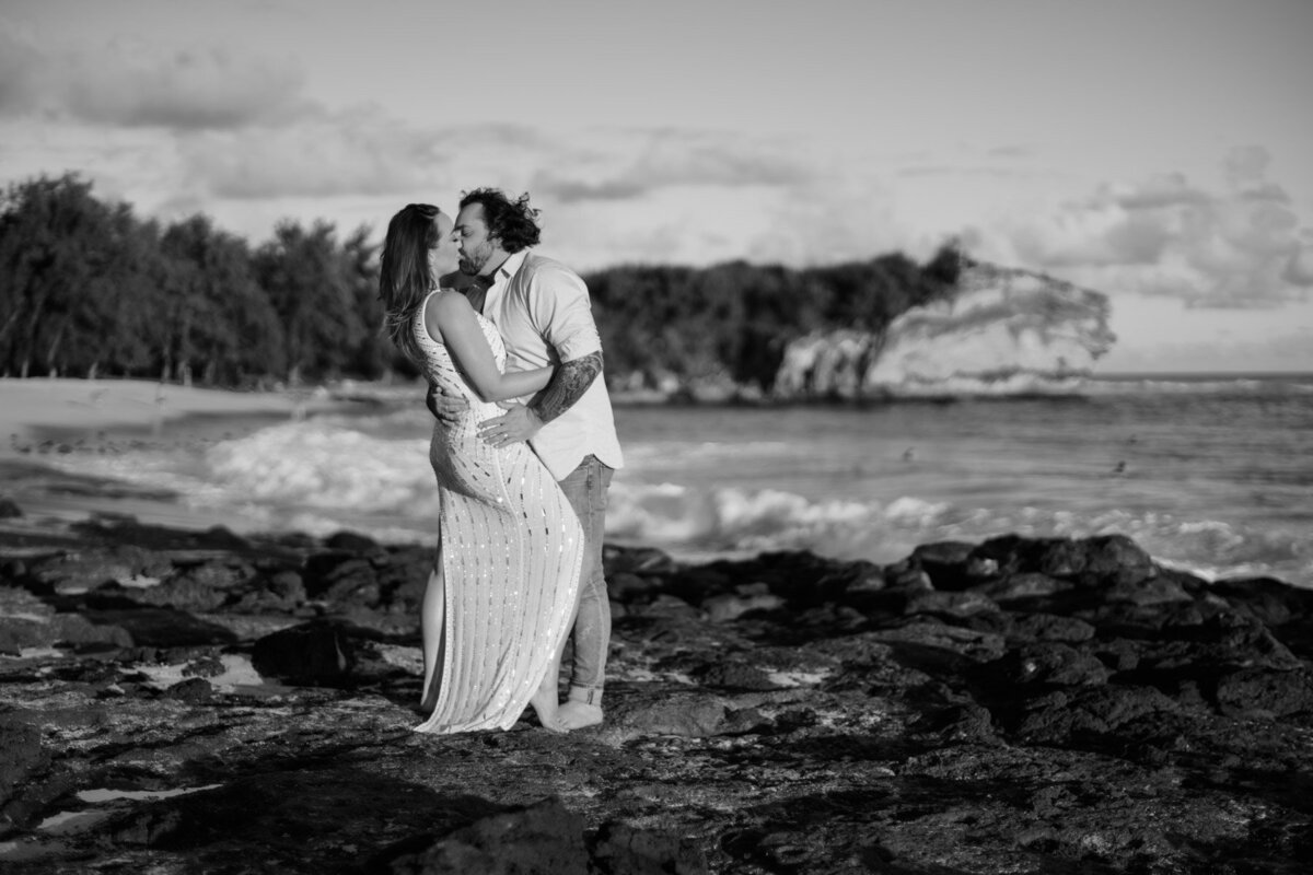kauai-engagement-photos-17