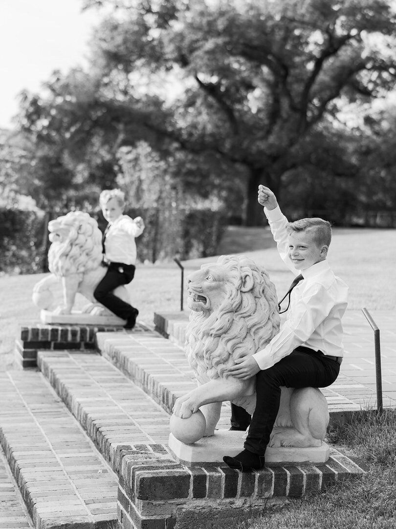 Commodore Perry Estate Wedding Austin Wedding Photographer Megan Kay Photography -134