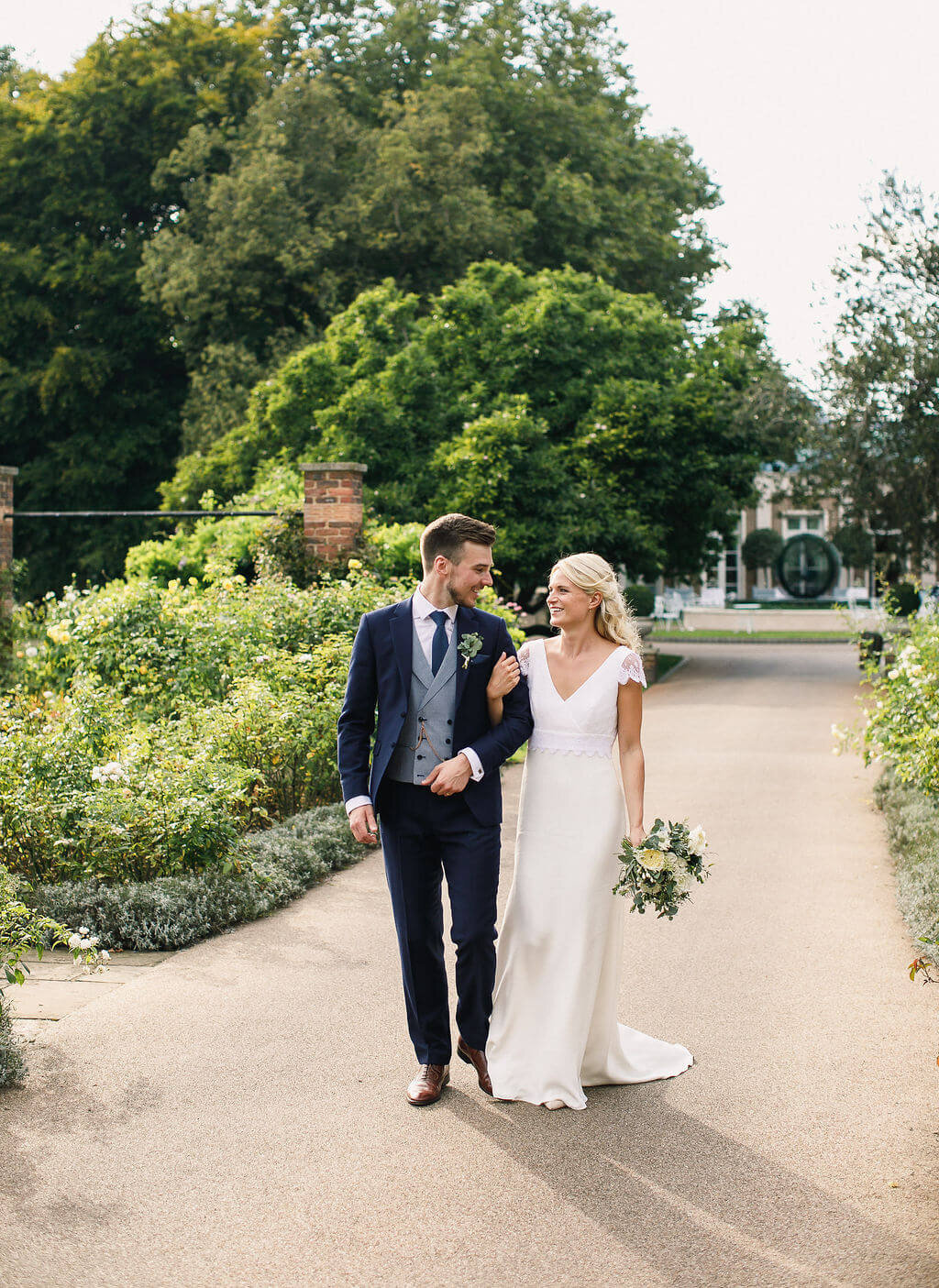 Pesh-Flowers-London-Wedding-Florist-The-Hurlingham-Club-London-flowers41