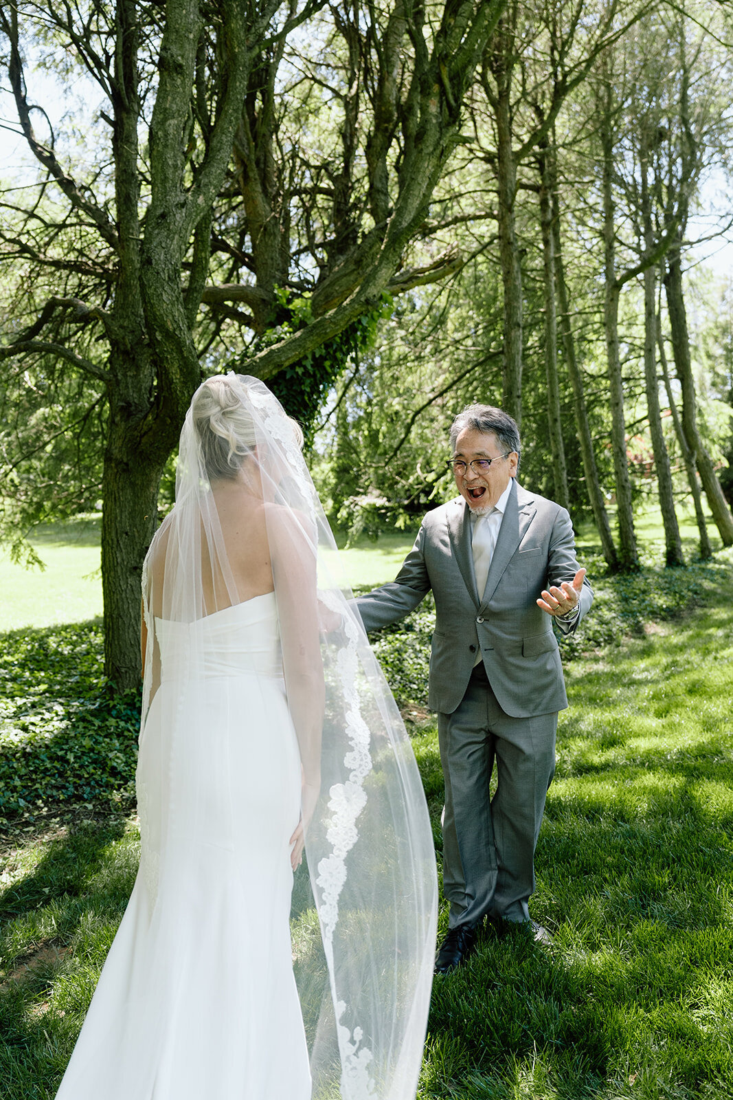 virginia-wedding-alex-ricky-sneaks-19