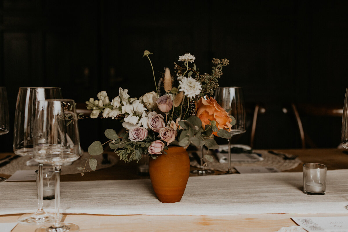 Flower décor on a wedding reception table setup