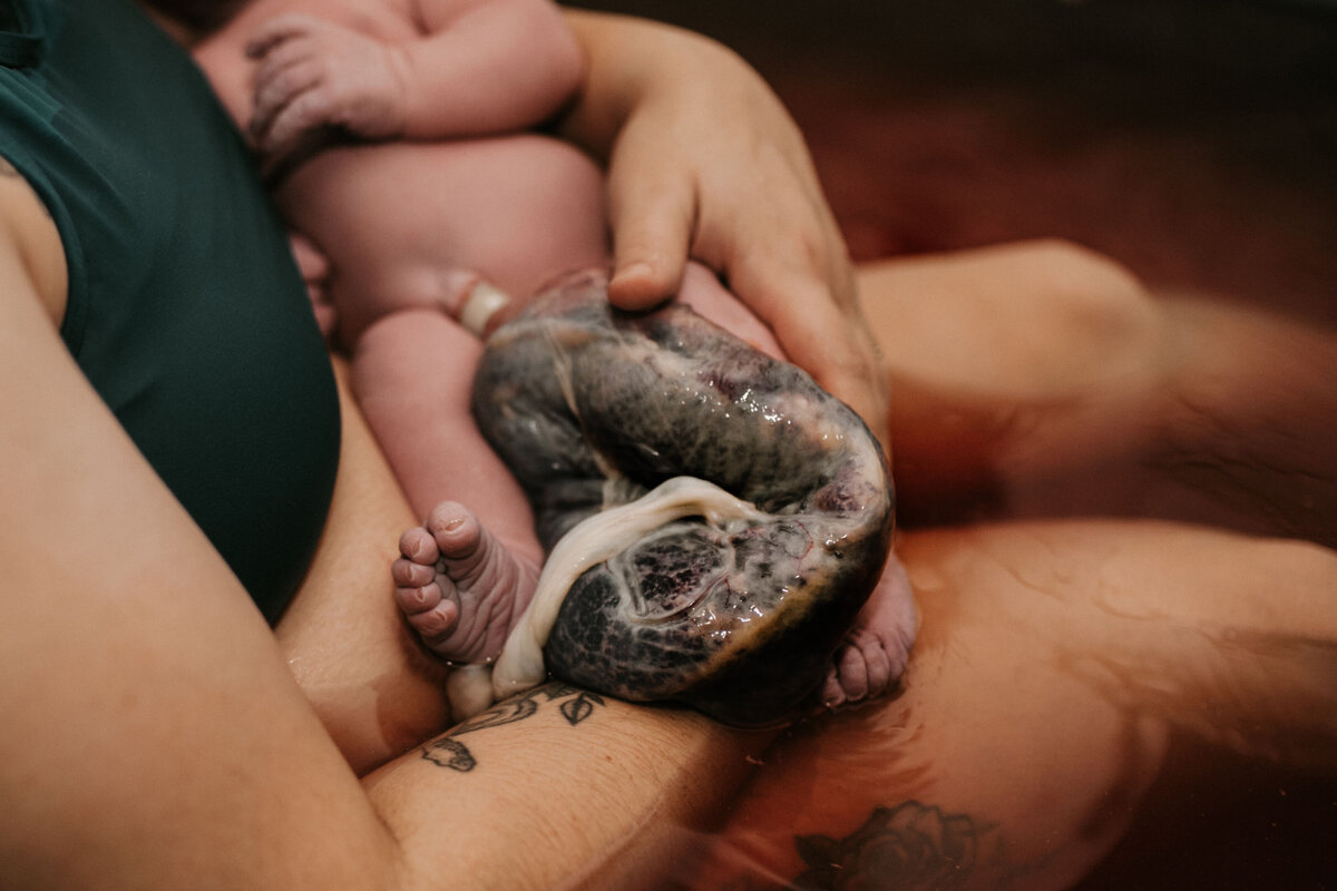 OCALA-HOMEBIRTH-PHOTOGRAPHER- DOULA (8)