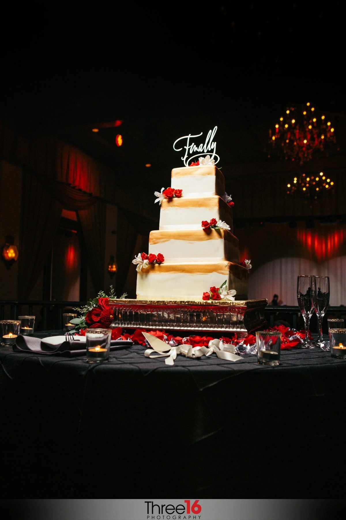 Beautiful wedding cake - Finally!