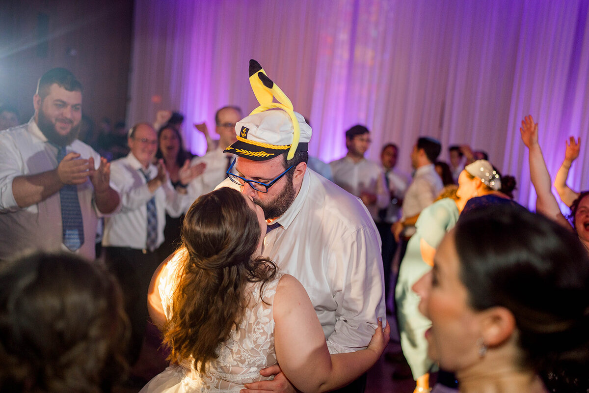 Eliana-Melmed-Photography-Chicago-LosAngeles-Jewish-WeddingPhotography-ElianaSklar-SneakPeek-00024