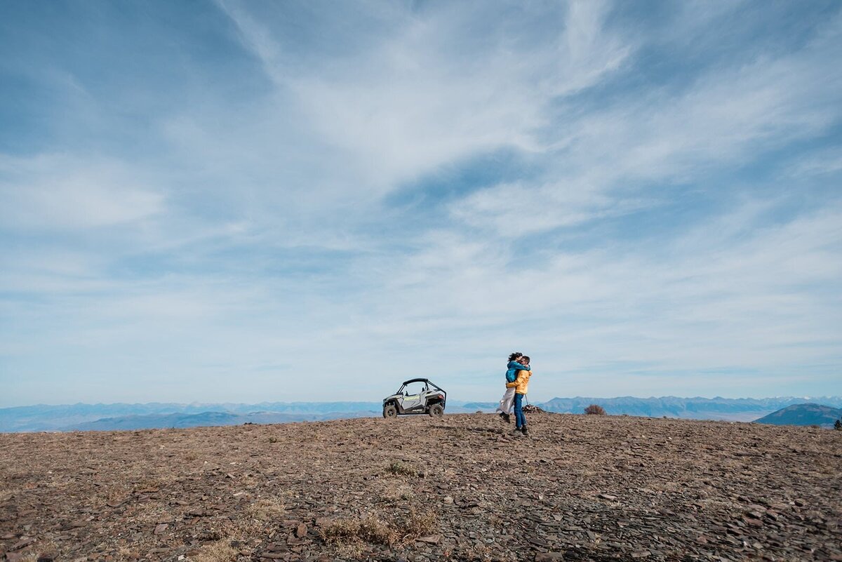 adventure-photographer-planner-idaho-wedding-elopement