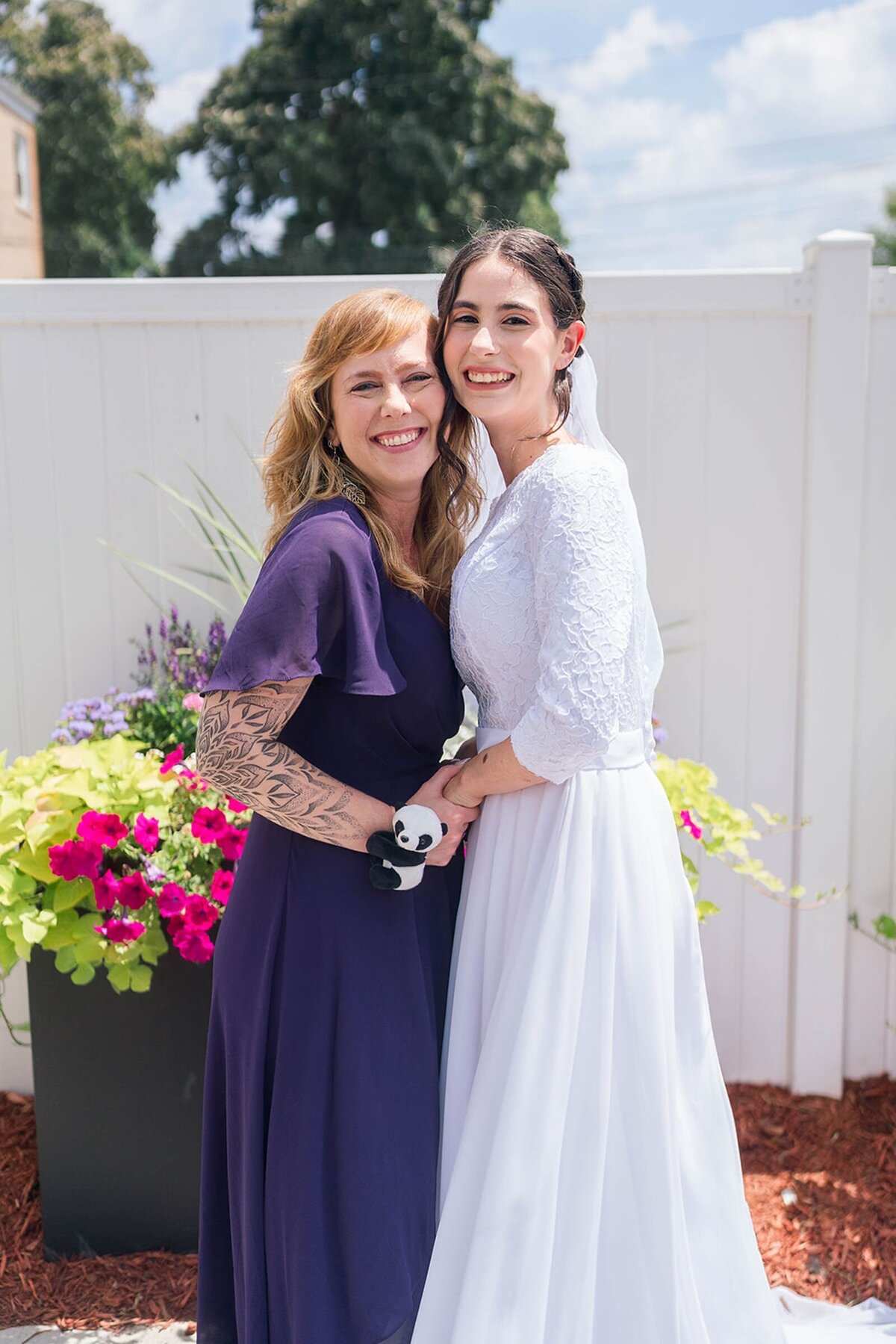 Eliana-Melmed-Photography-Chicago-LosAngeles-Jewish-WeddingPhotographer-CarmiKalman-CarmiReady-00106