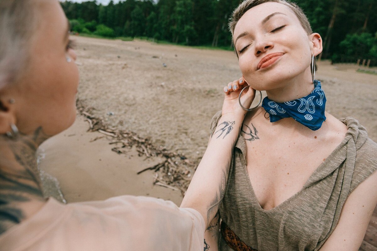 pexels-anna-shvets-3727583