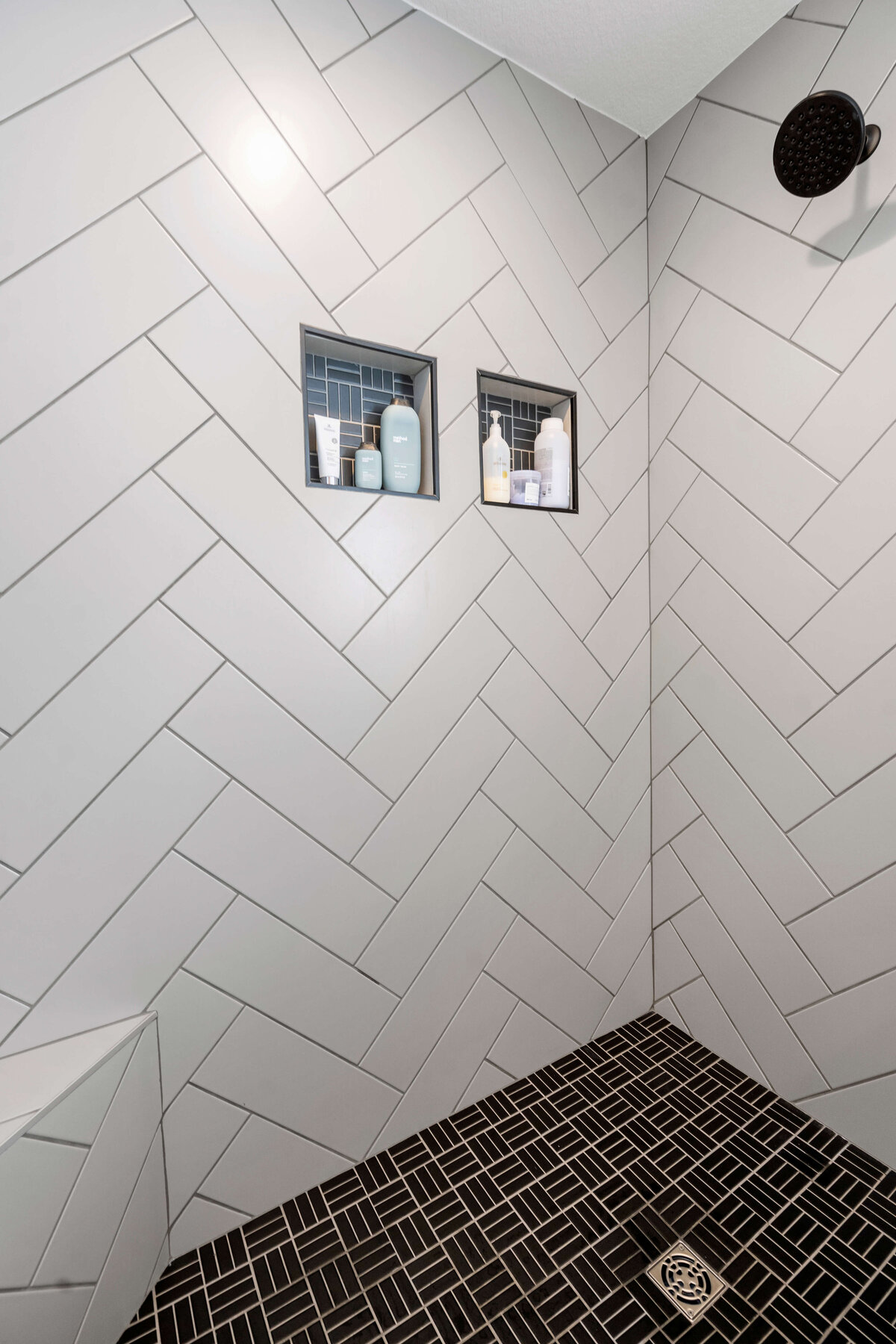 Bathroom-Central-Iowa-Custom-Home-JRL-Builders- (74)