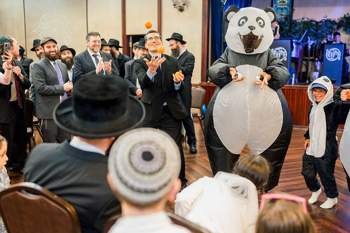 Eliana-Melmed-Photography-Chicago-LosAngeles-Jewish-WeddingPhotographer-CarmiKalman-Shtick-00026