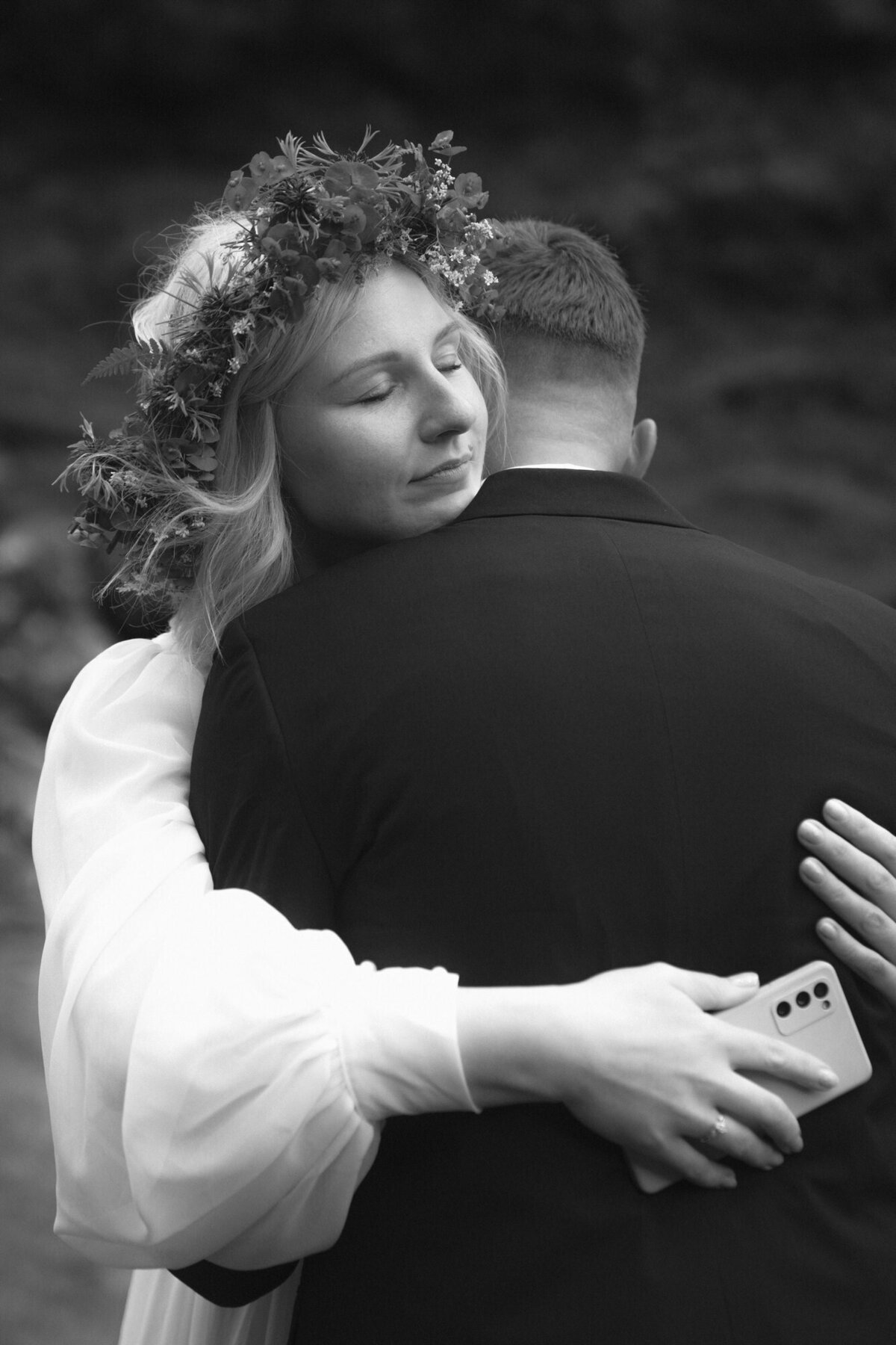 the_chaffins_international_destination_wedding_elopement_photographers_sammie_chaffin_micah_editorial_adventure_photos_travel_isle_of_skye_scotland_36