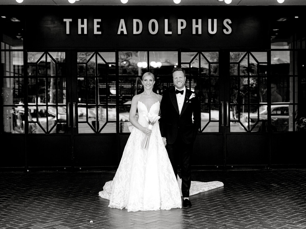 Katelyn & Kyle's Wedding at the Adolphus Hotel | Dallas Wedding Photographer | Sami Kathryn Photography-242