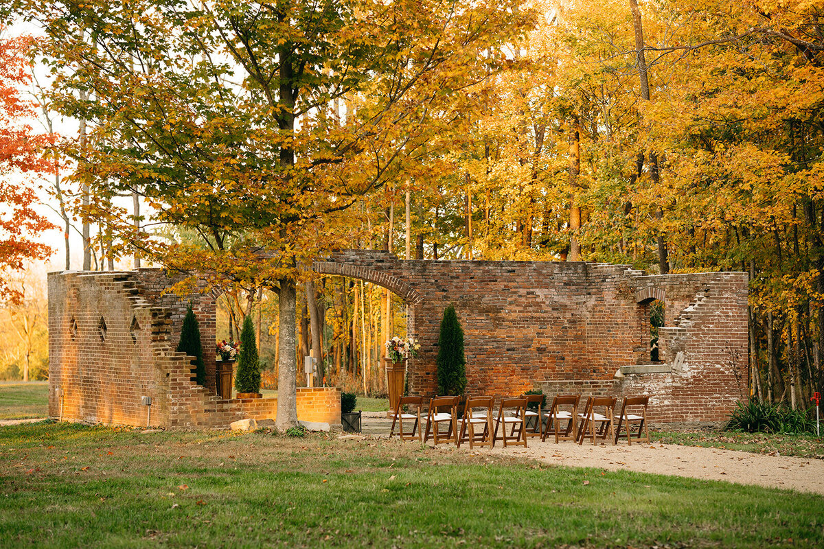 Ceremony location at Kentucky Wedding Venue - Heartland of Versailles