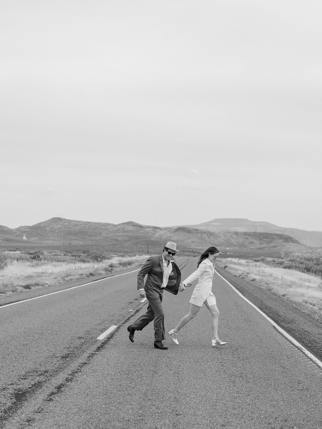 129-Texas-Film-Wedding-Photographer-RuétPhoto-Texas-Film-Wedding-Photographer-RuétPhoto-15-bw-Marfa-Elopement--Photographers-AnnieSean-featherandtwine-494Austin-Photographer-RuétPhoto-