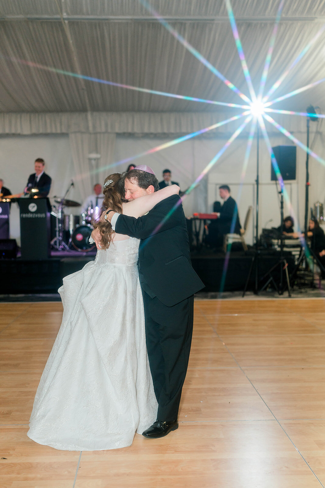 Eliana-Melmed-Photography-Chicago-LosAngeles-Jewish-WeddingPhotography-DInnerSpeeches-00146
