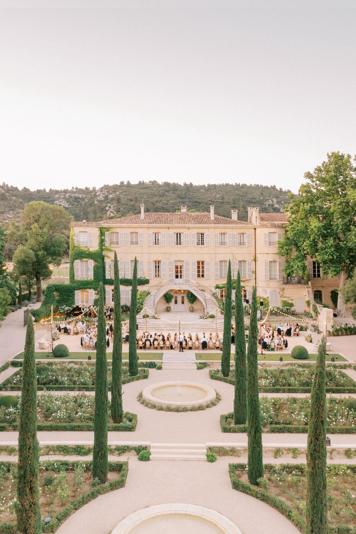 Jennifer Fox Weddings English speaking wedding planning & design agency in France crafting refined and bespoke weddings and celebrations Provence, Paris and destination MailysFortunePhotography_Jordan&Brian_24preview