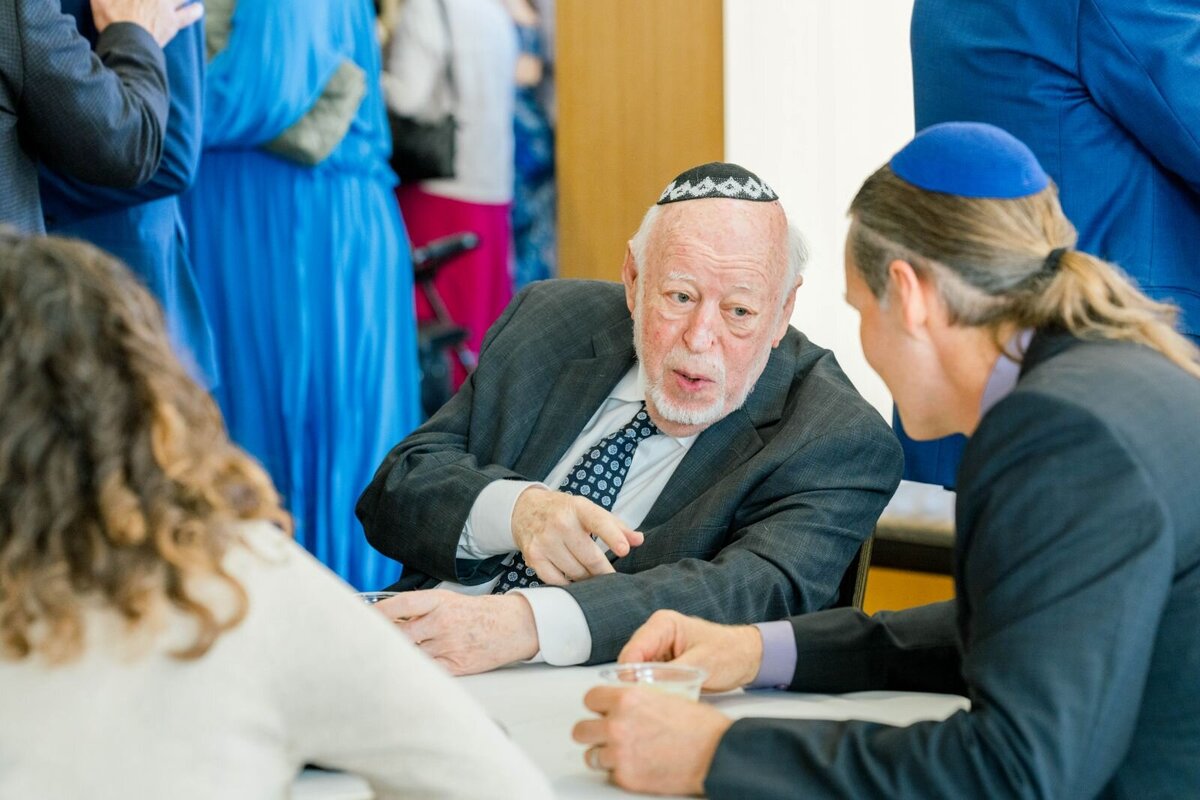 Eliana-Melmed-Photography-Chicago-LosAngeles-Jewish-WeddingPhotography-ShulaNoah-Chuppah-00119