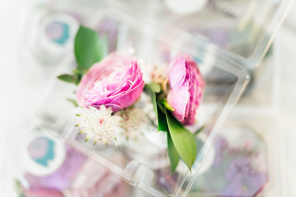Eliana-Melmed-Photography-Chicago-LosAngeles-Jewish-WeddingPhotography-ElianaSklar-Details-00027