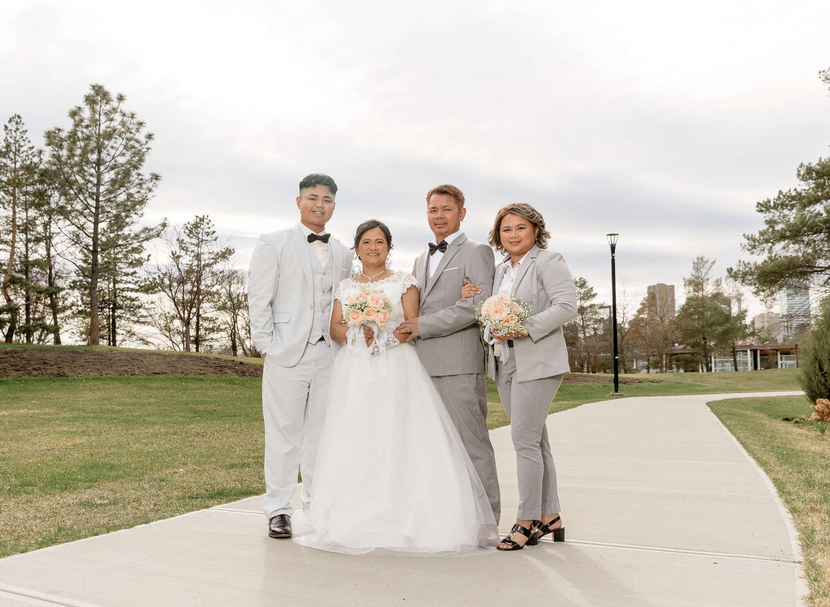 muttart wedding south east bride edmonton couple dani alyssa photographer (2)
