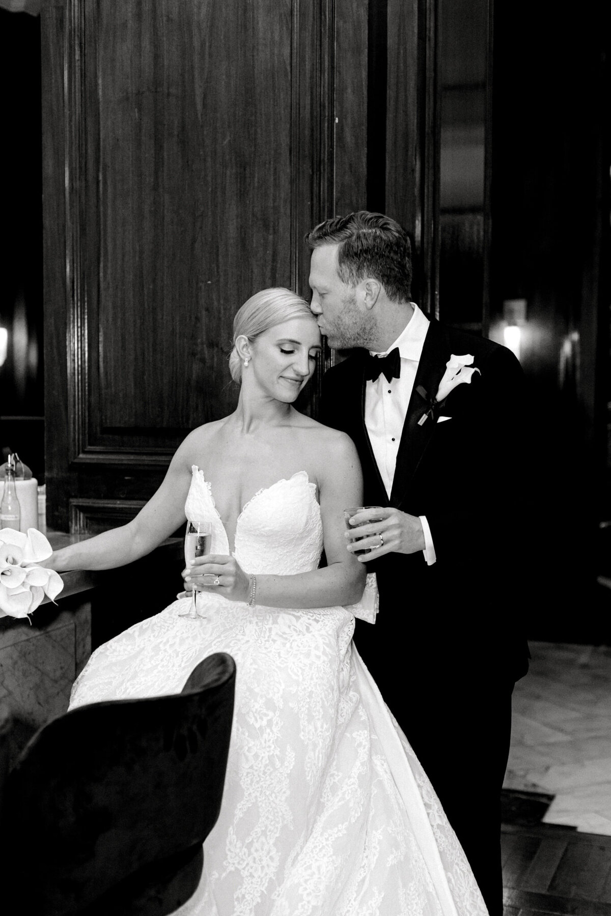 Katelyn & Kyle's Wedding at the Adolphus Hotel | Dallas Wedding Photographer | Sami Kathryn Photography-247