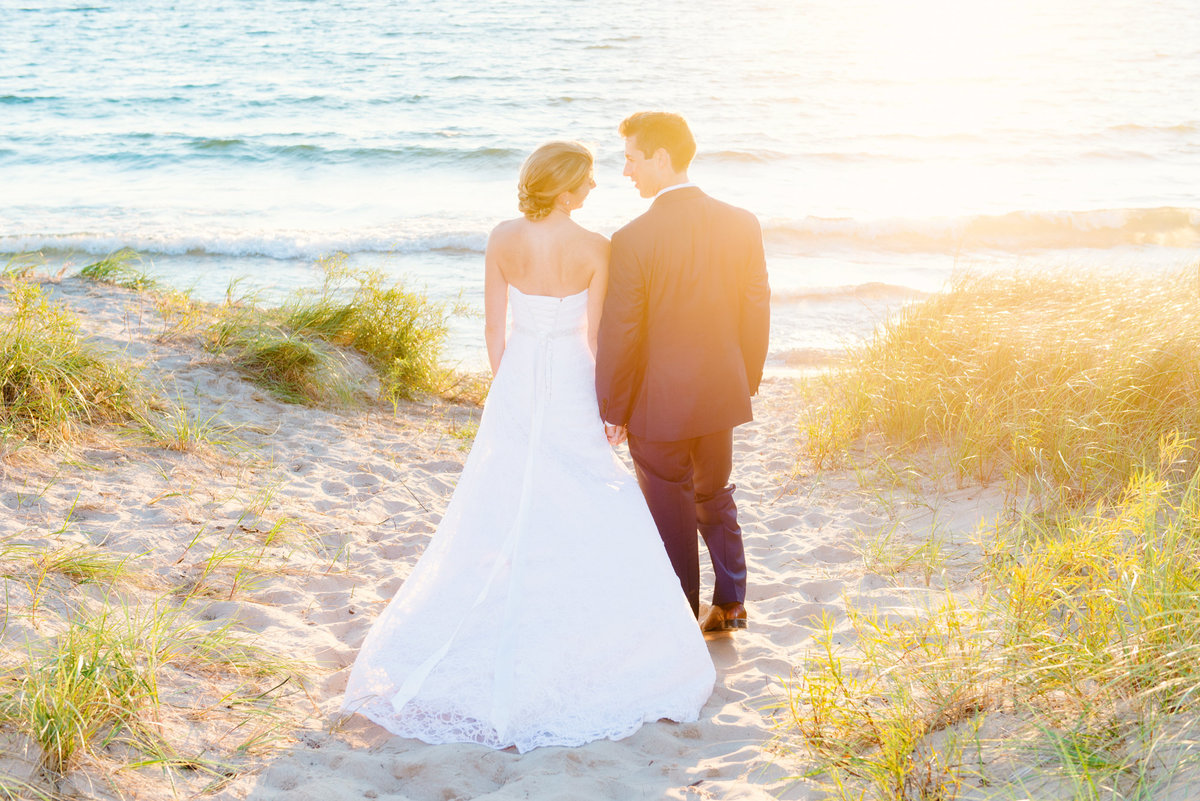 outdoor-beach-michigan-wedding-photographer-17