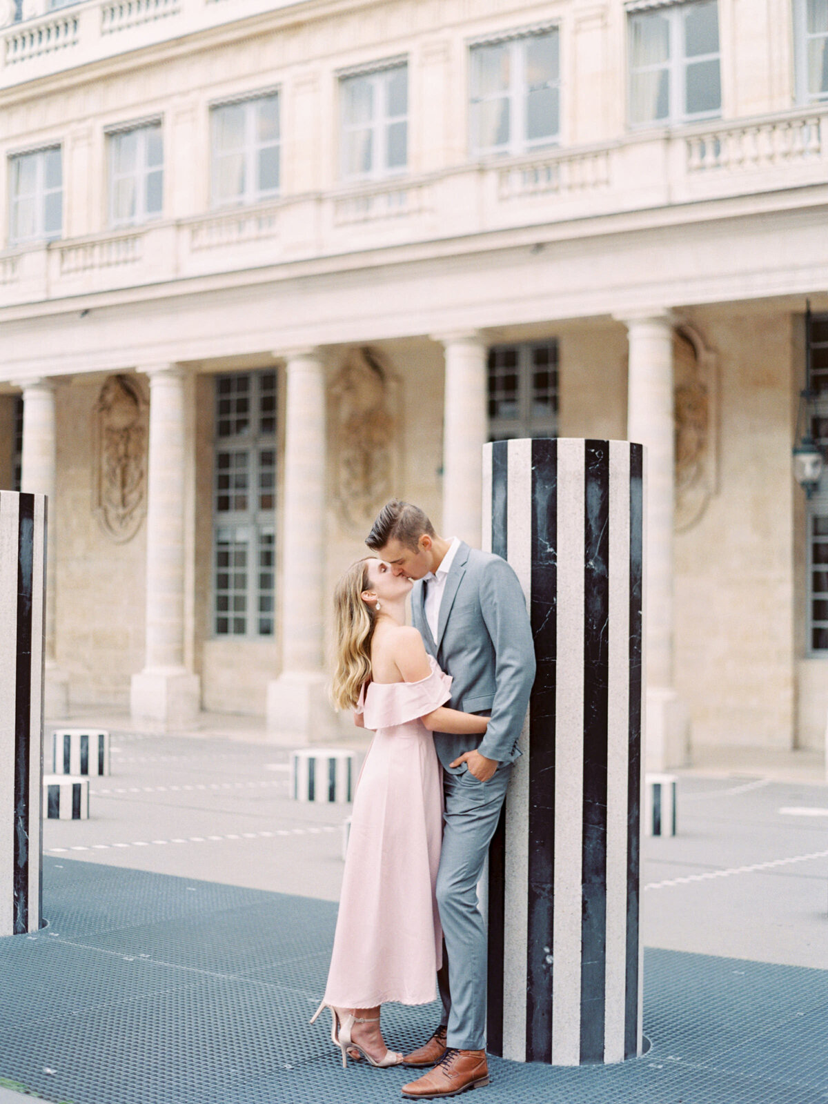 paris-engagement-session-eiffel-tower-engagement-session-paris-wedding-photographer-mackenzie-reiter-photography-27
