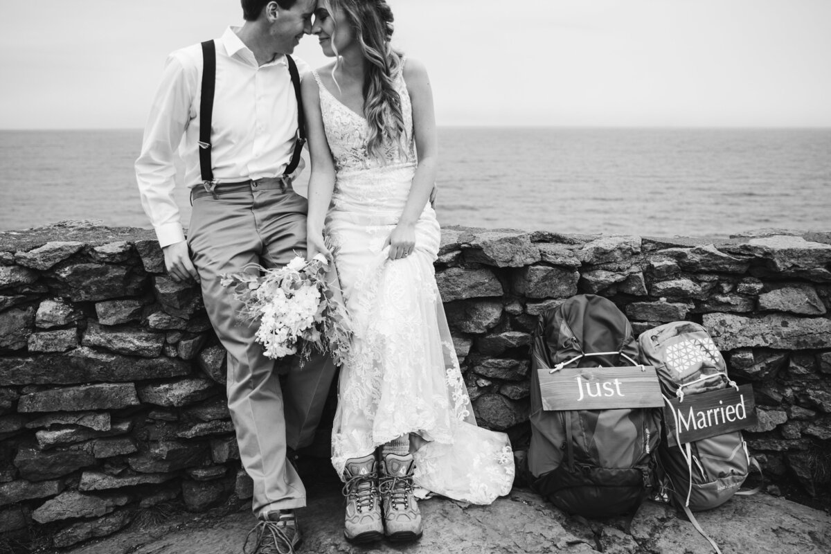 NorthShore-AlyssaAshleyPhotography-Sammi&Walker-wedding-3