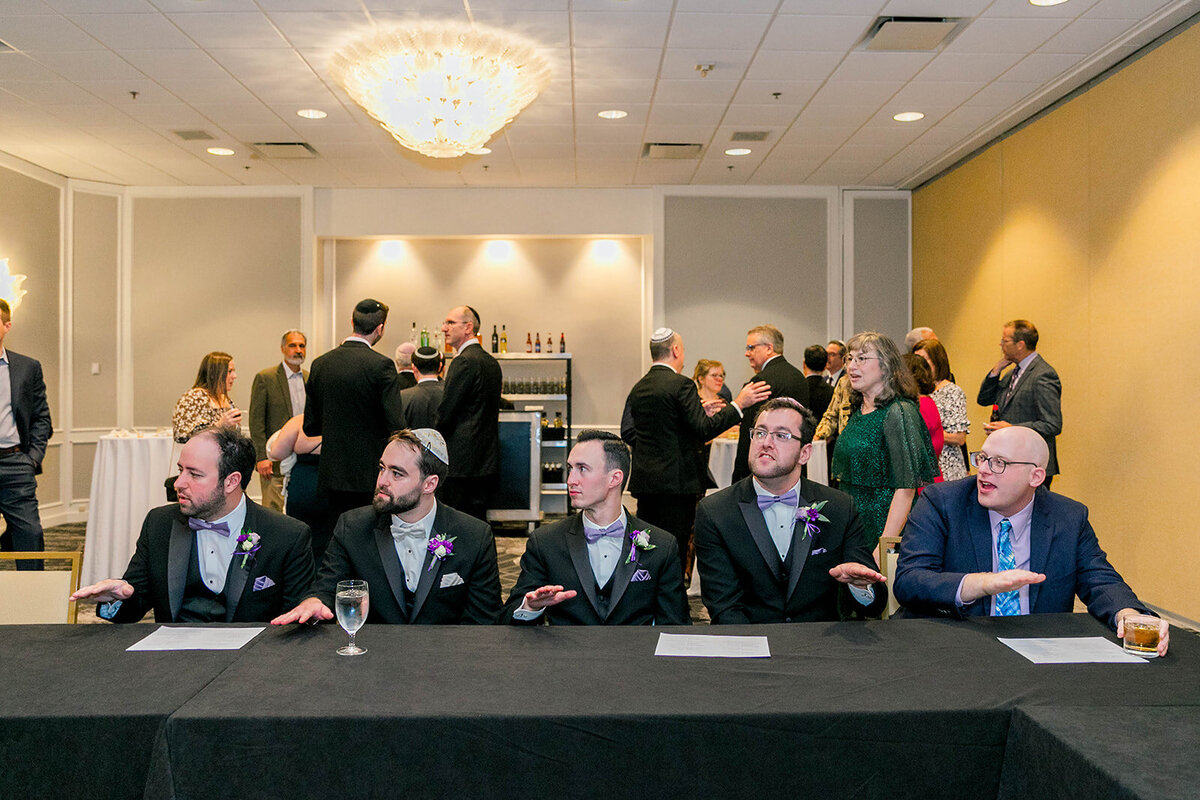 Eliana-Melmed-Photography-Chicago-LosAngeles-Jewish-WeddingPhotography-Tisch-00023