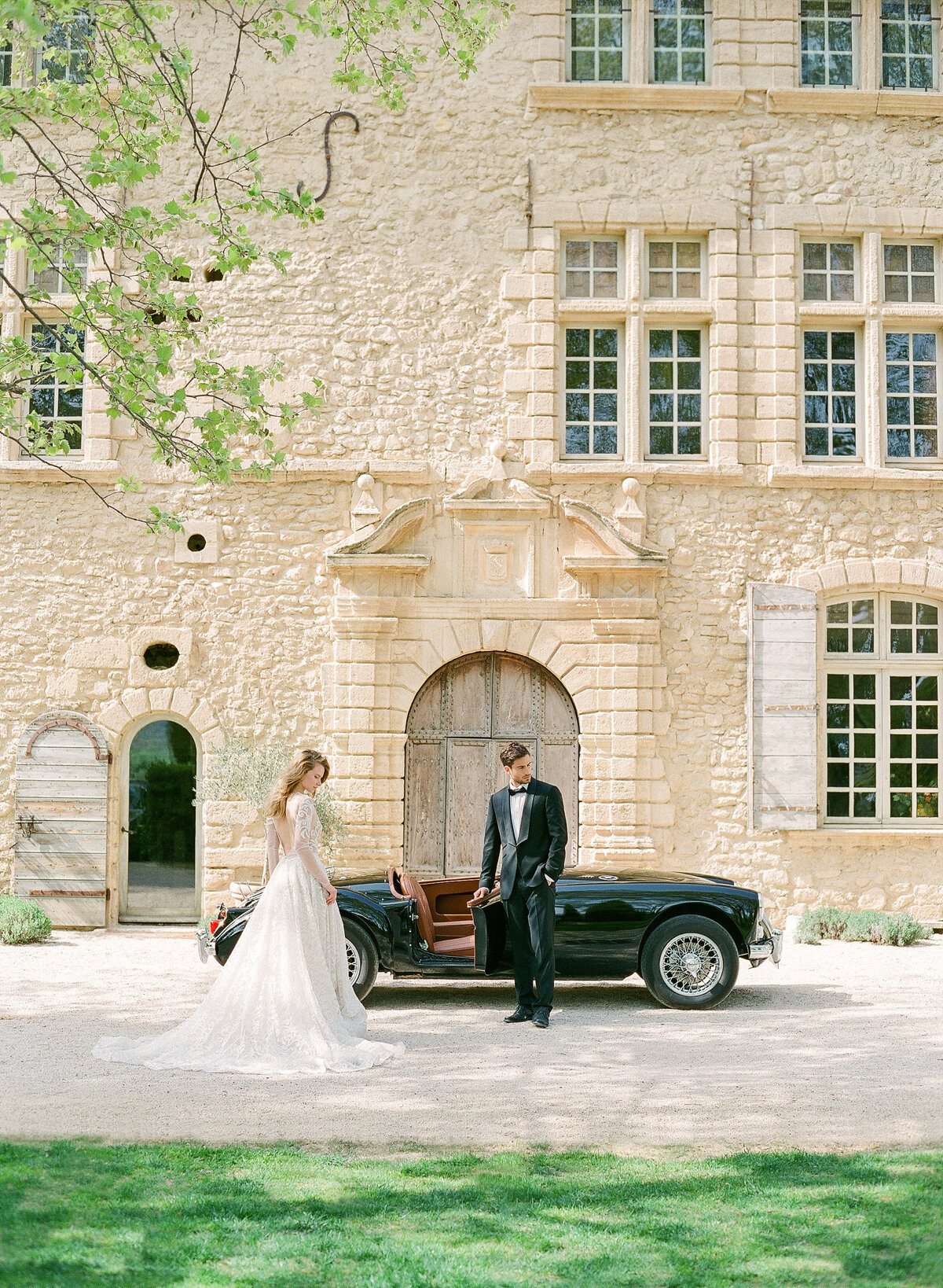 Jennifer Fox Weddings English speaking wedding planning & design agency in France crafting refined and bespoke weddings and celebrations Provence, Paris and destination Portfolio_©_Oliver_Fly_Photography_67