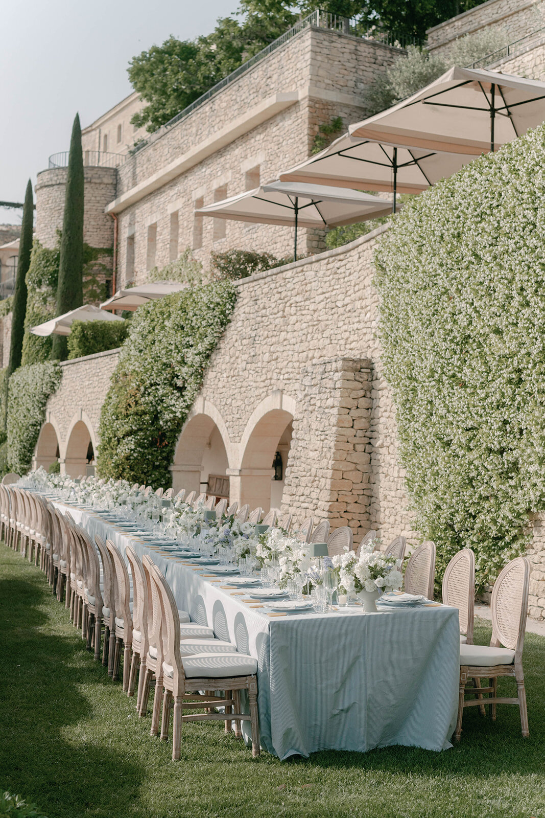 Flora_And_Grace_AirellesGordes_Provence_Editorial_Wedding_Photographer-654_websize (1)