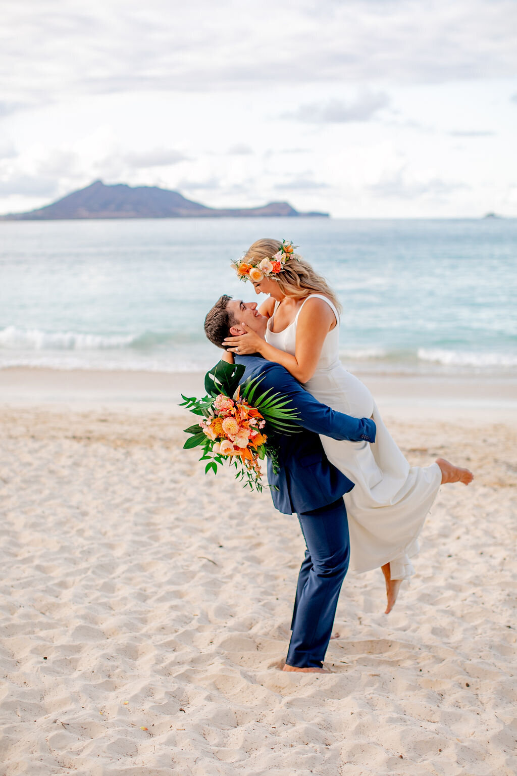 oahu-beach-wedding-sarah-block-photography-1