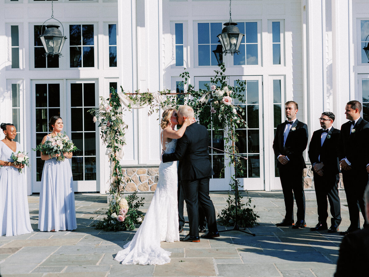 Ryland-Inn-Whitehouse-Station-NJ-Fall-Inspired-Wedding-Romantic-and-luxury-wedding-photography-069