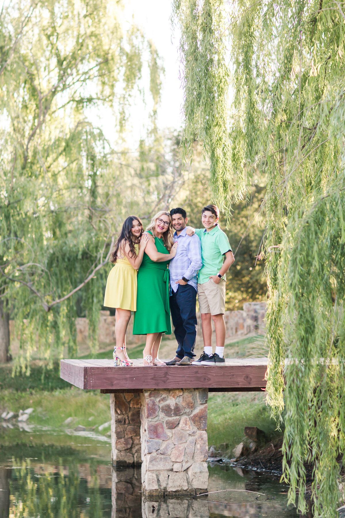 san-diego-family-photography-milagro-winery-weeping-willow