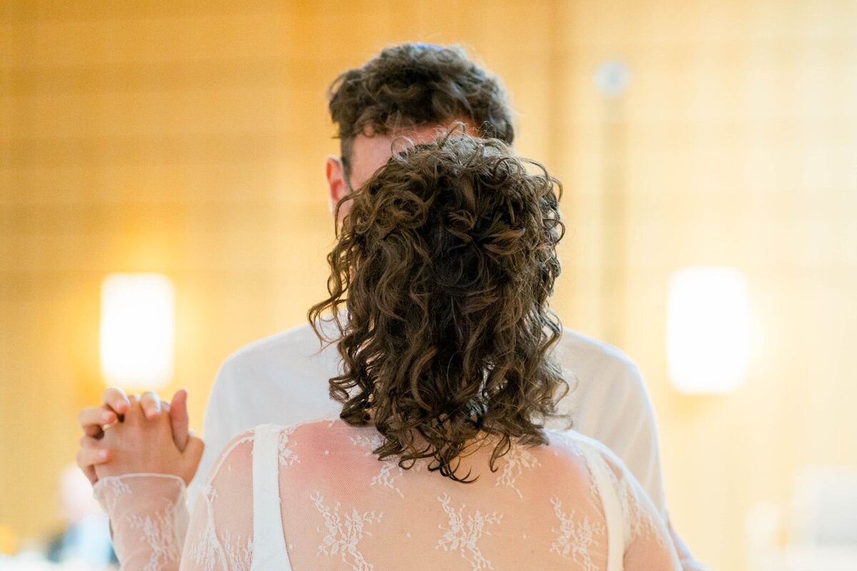 processed_ElianaMelmedPhotography_JewishWeddingPhotographer_ShulaNoah_Dancing-224