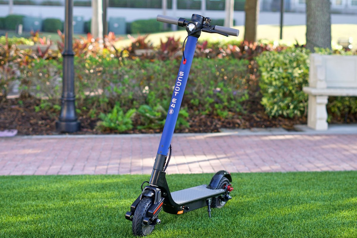 Blue Scoot E-4 on Green Grass; V&D Electric Bikes