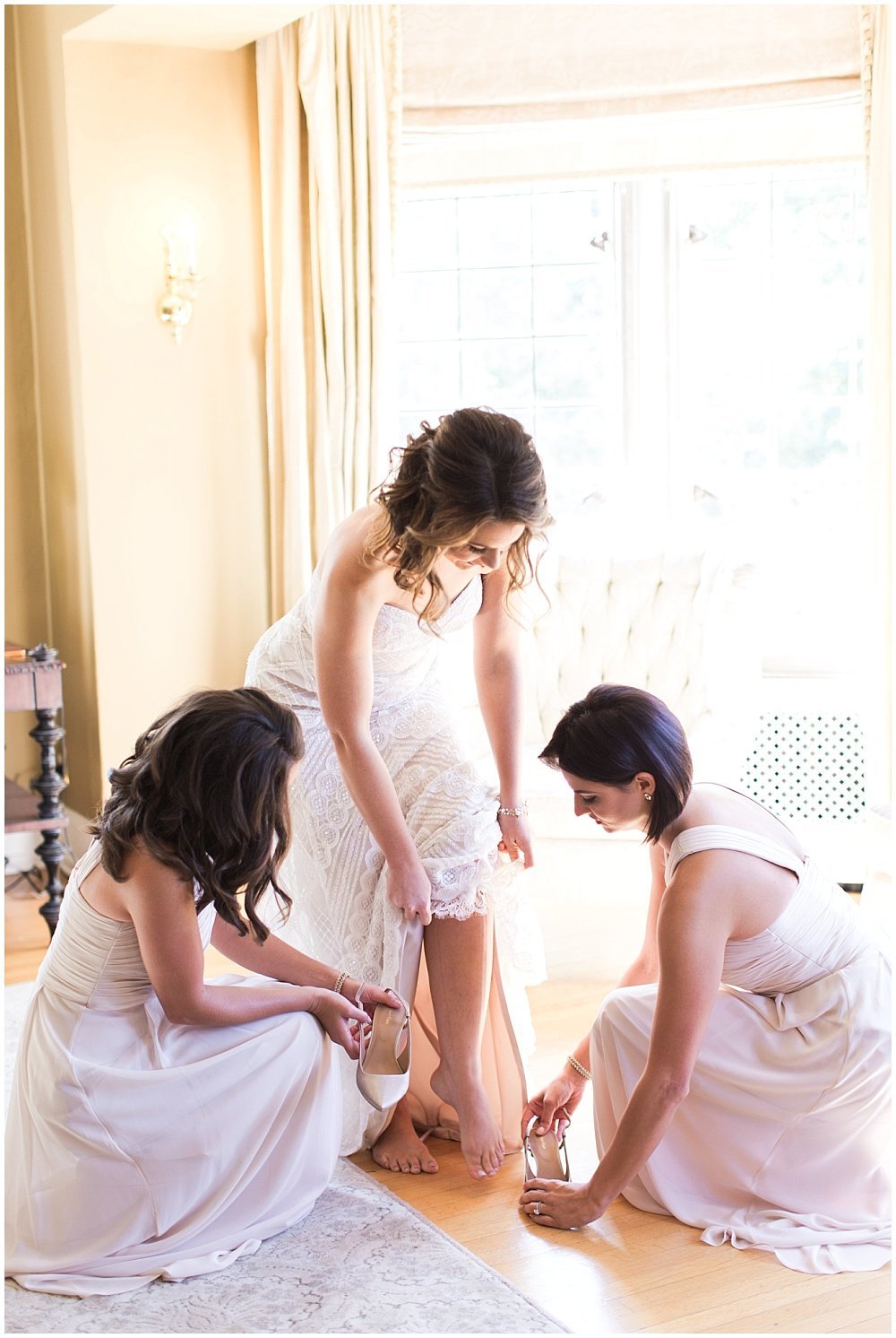 Laurel-Hall-Fall-Navy-Wedding-Ivan-Louise-Images-Jessica-Dum-Wedding-Coordination_photo_0004