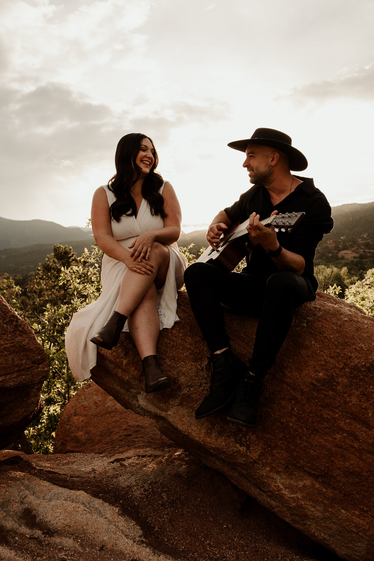 Garden of The Gods Elopement - Ronnie & Gina