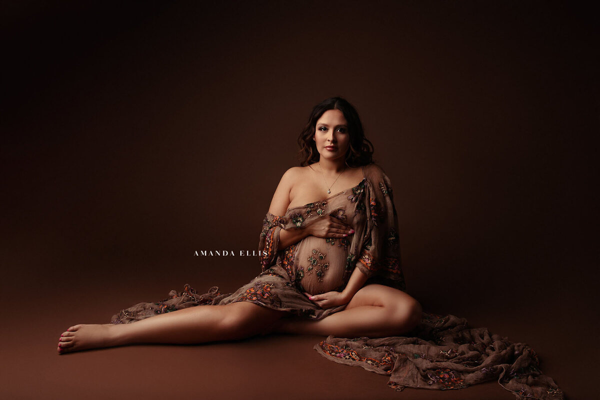 maternity-gown-photoshoot-akron-ohio