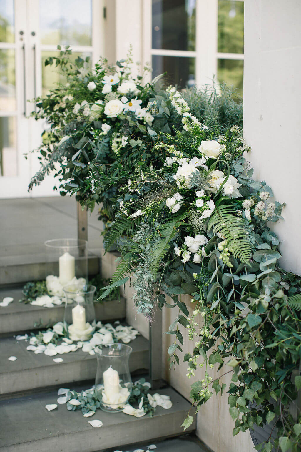 Pesh-Flowers-London-Wedding-Florist-The-Hurlingham-Club-London-flowers18