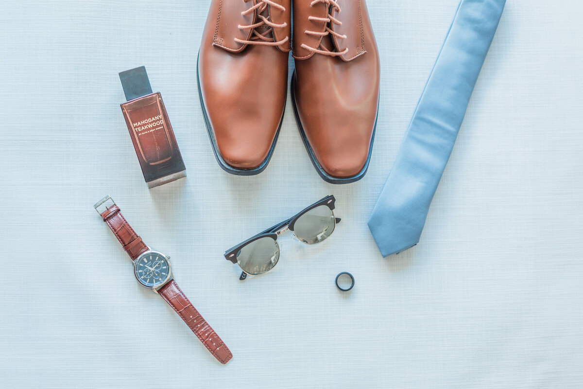 LillieMaePhoto-Lindsey&JoshWedding-GettingReady-8190
