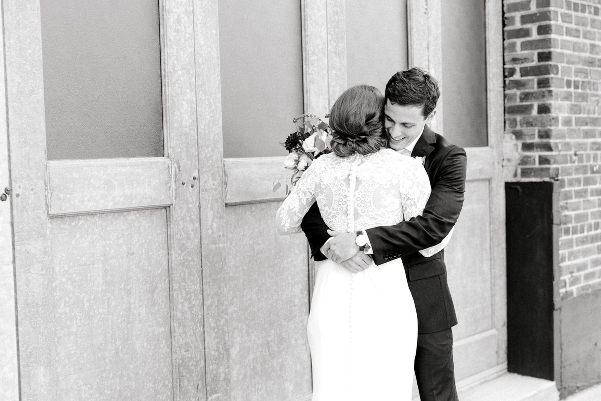 27_Serena & Hunter Wedding_Lindsay Ott Photography