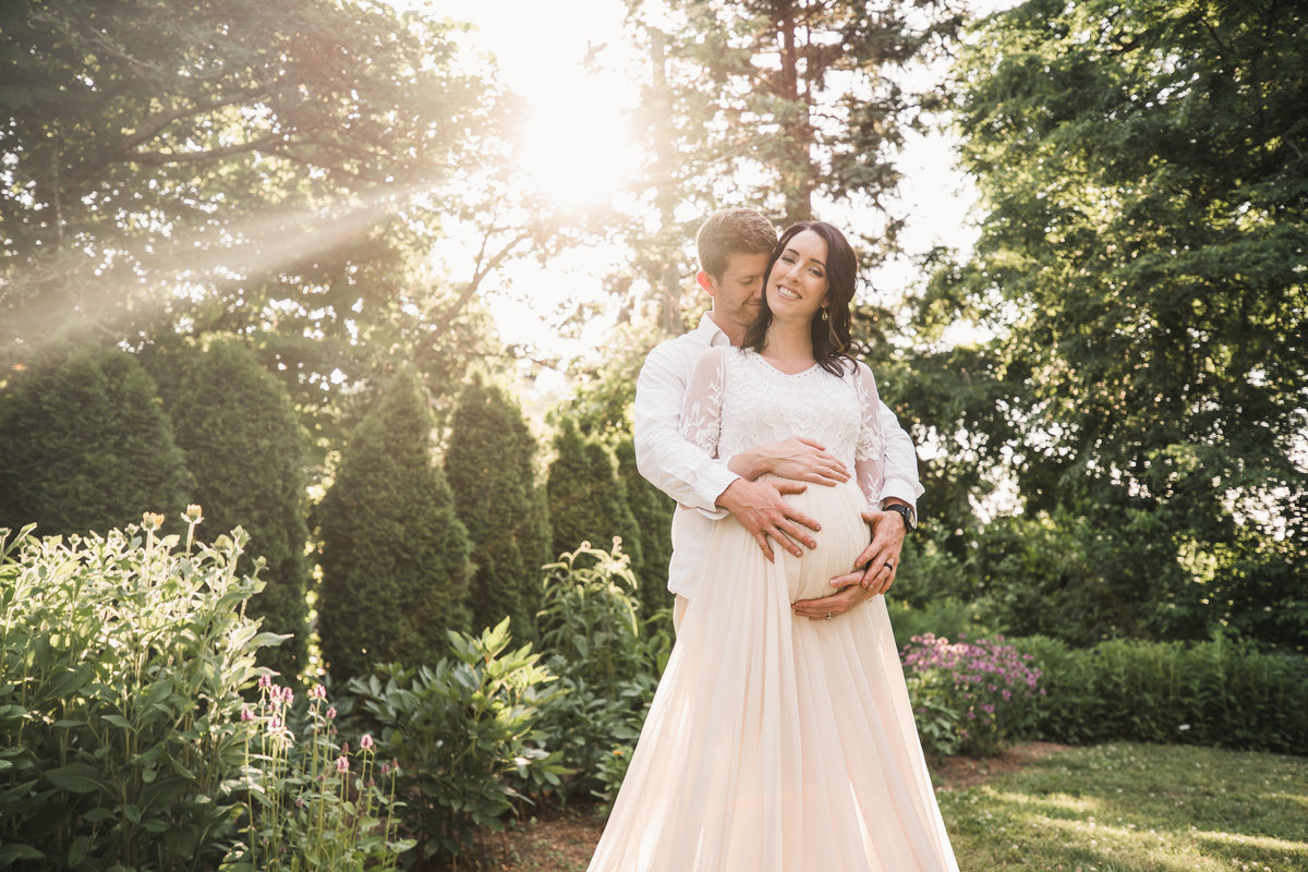 maternity lifestyle portraits in knoxville